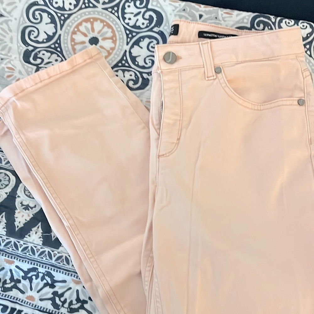 Jones New York cuffed capri stretch jeans